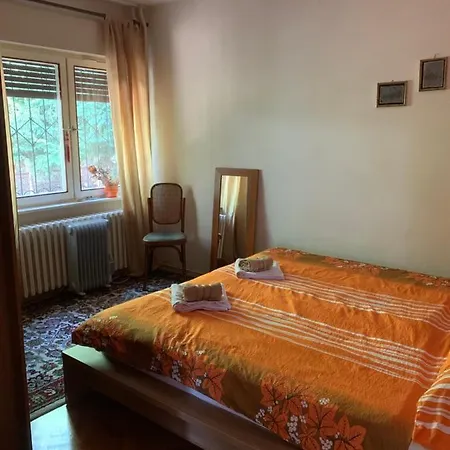 Hills Apartment *